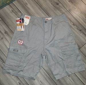 Wrangler Relaxed Fit Gray Shorts